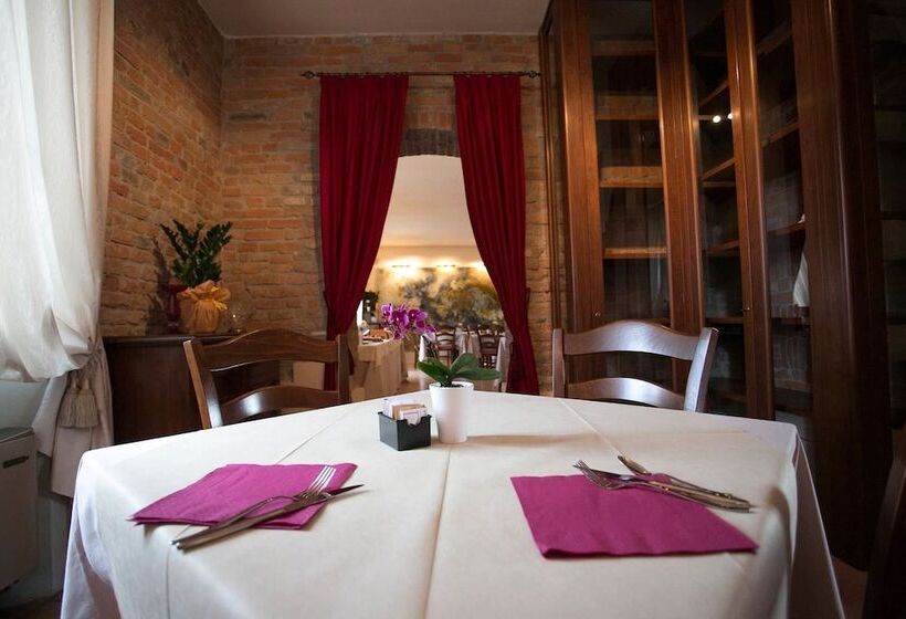 호텔 Locanda Ca’ Rossa