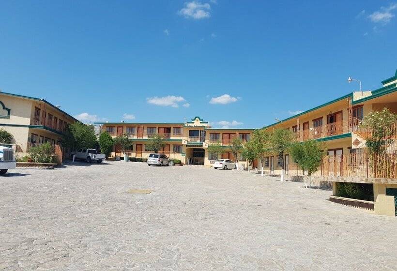 فندق Posada Santa Fe