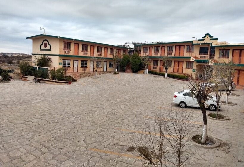 فندق Posada Santa Fe