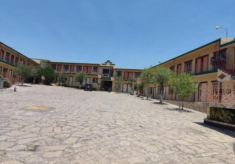 فندق Posada Santa Fe