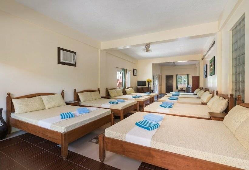 בית מלון כפרי Punta Riviera Resort