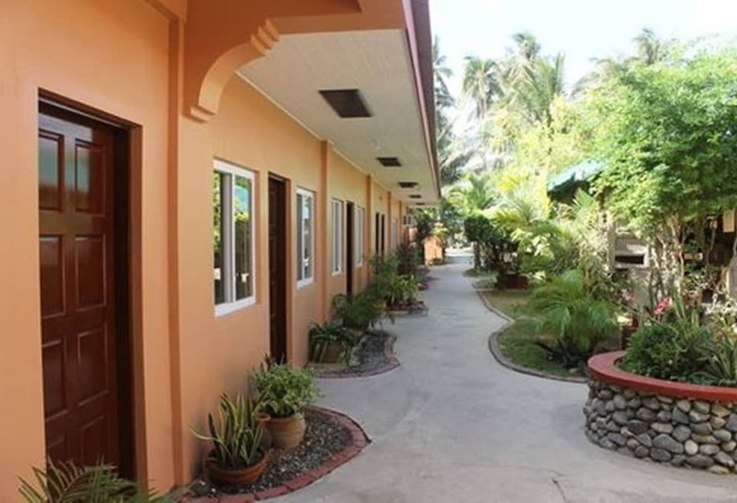 בית מלון כפרי Punta Riviera Resort