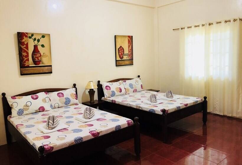 בית מלון כפרי Punta Riviera Resort