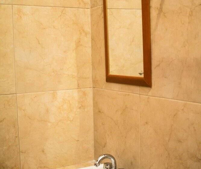 בית מלון כפרי Real Colonial