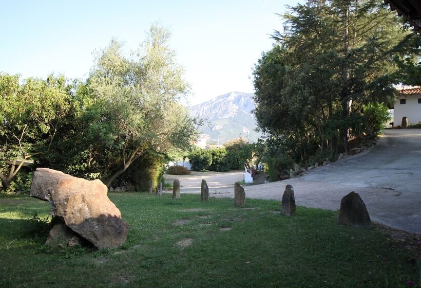 فندق ريفى Agriturismo Piperedda