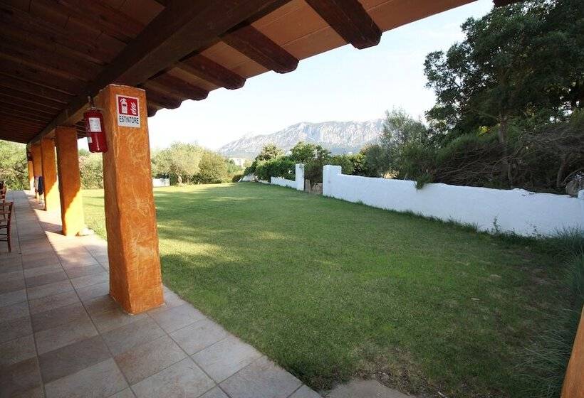 فندق ريفى Agriturismo Piperedda