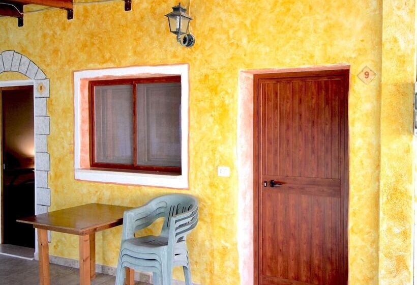 فندق ريفى Agriturismo Piperedda