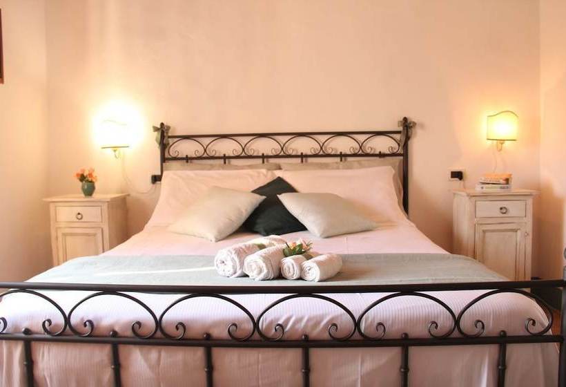 فندق ريفى Podere Campinovi