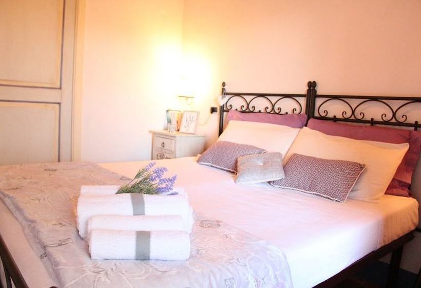 فندق ريفى Podere Campinovi