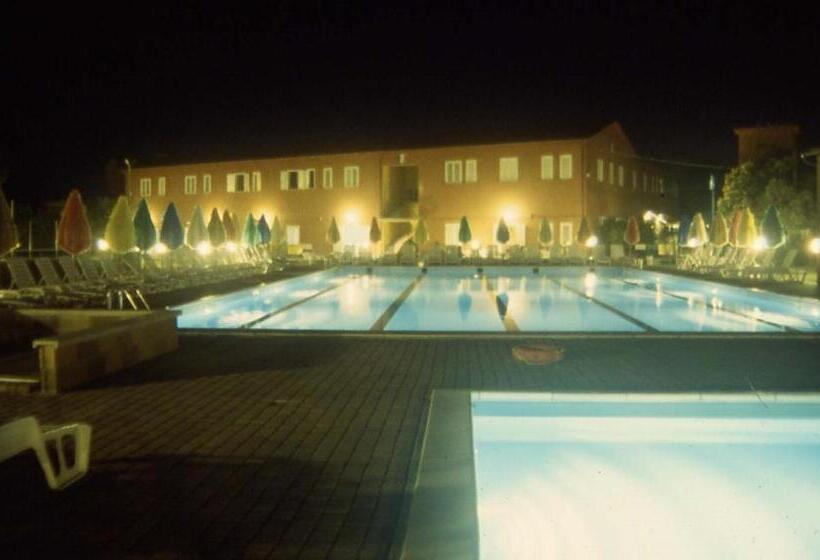 ホテル Santa Caterina