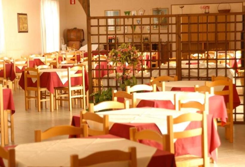 ホテル Santa Caterina