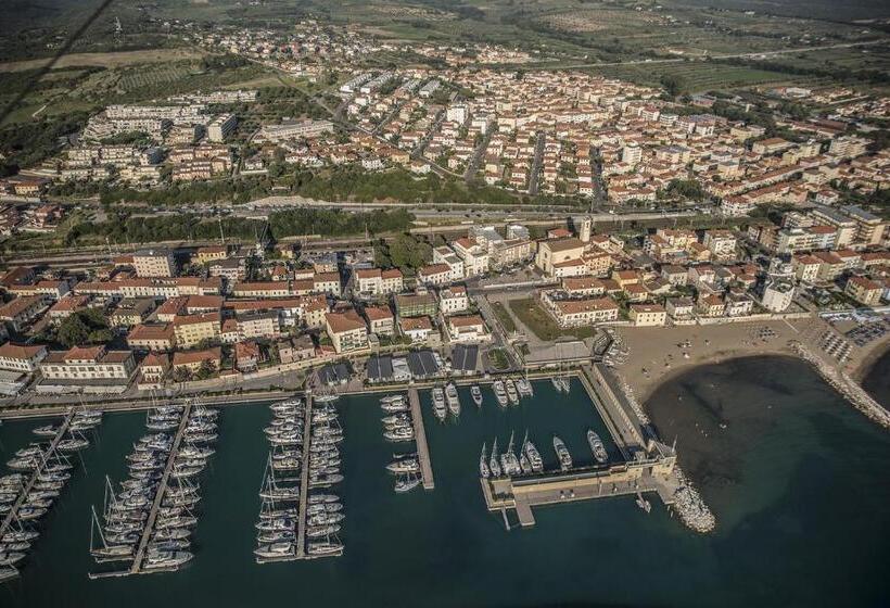 ホテル Santa Caterina