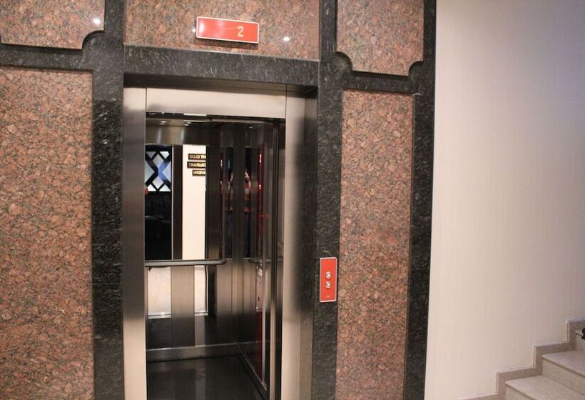 בית מלון כפרי Shiroka Laka