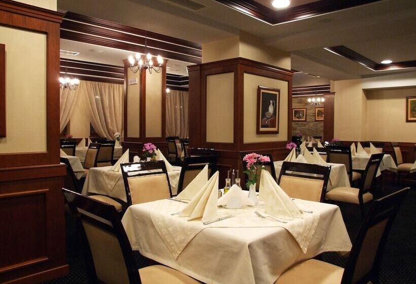 فندق Shiroka Laka