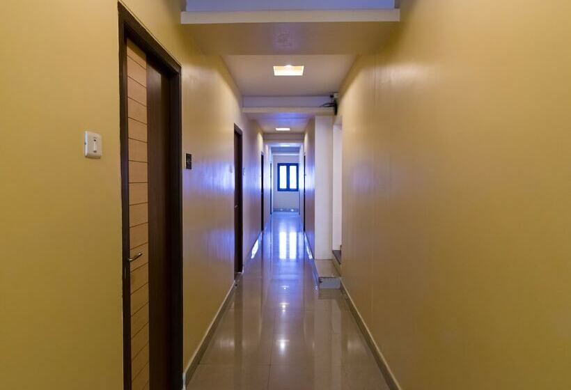 Super Hotel O Allipuram Near Railway Station