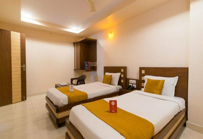 Super Hotel O Allipuram Near Railway Station