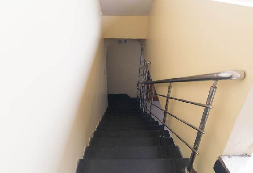 Super Hotel O Allipuram Near Railway Station