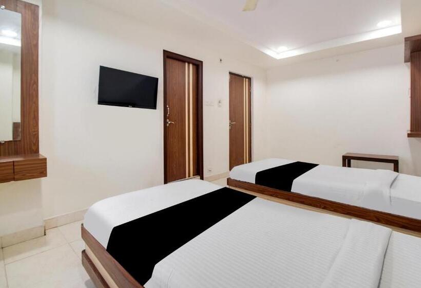 Super Hotel O Allipuram Near Railway Station