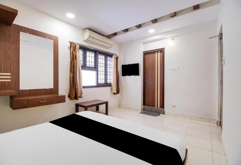 Super Hotel O Allipuram Near Railway Station