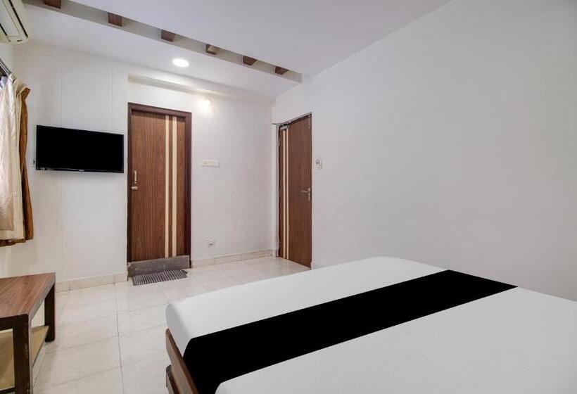 Super Hotel O Allipuram Near Railway Station