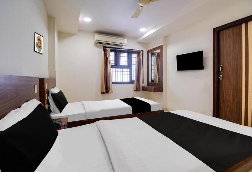 Super Hotel O Allipuram Near Railway Station