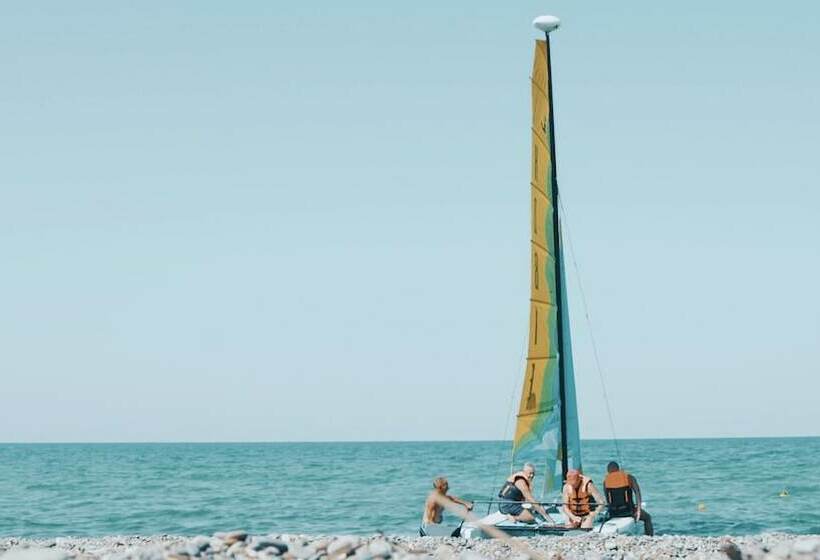 فندق The Bongos   Socially Conscious Rooms, Part Of The Room Rate Goes To Charity