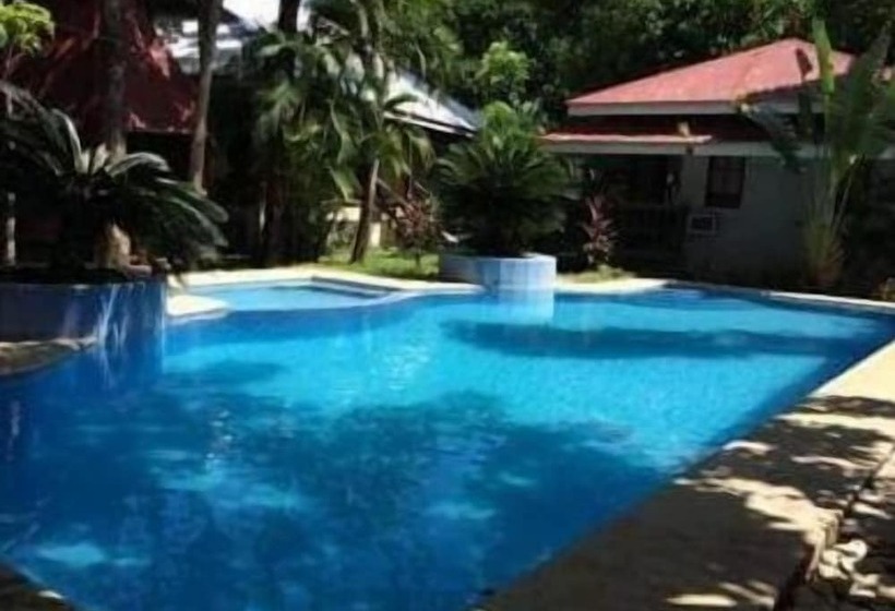 בית מלון כפרי The Pelicans Resort