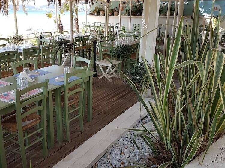 ホテル Villa Nickolas