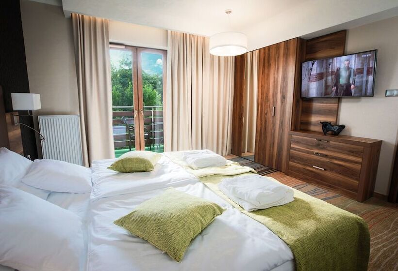 Mineral Hotel Malinowy Raj