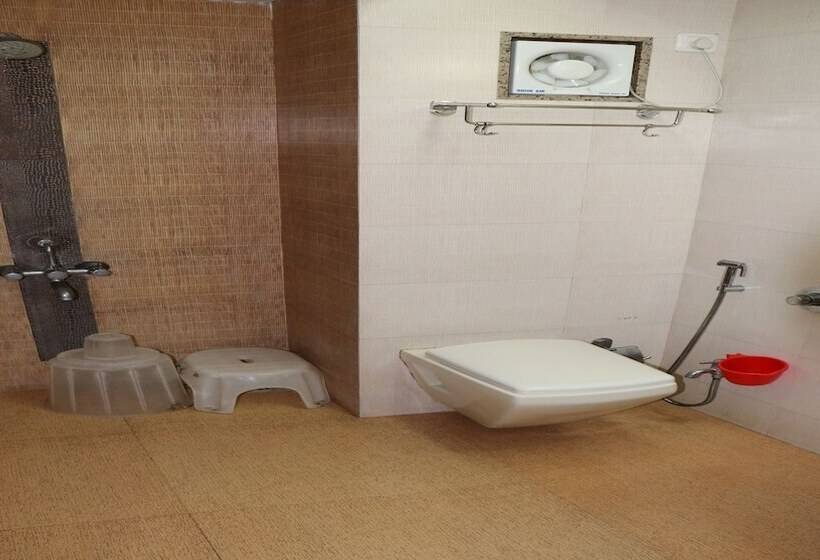 Palette Hotel Ocean Inn