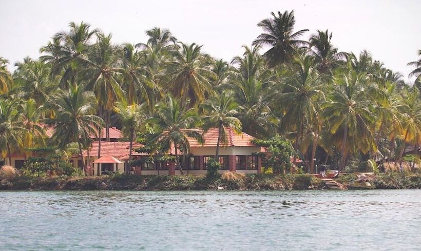 אתר נופש Paradise Lagoon