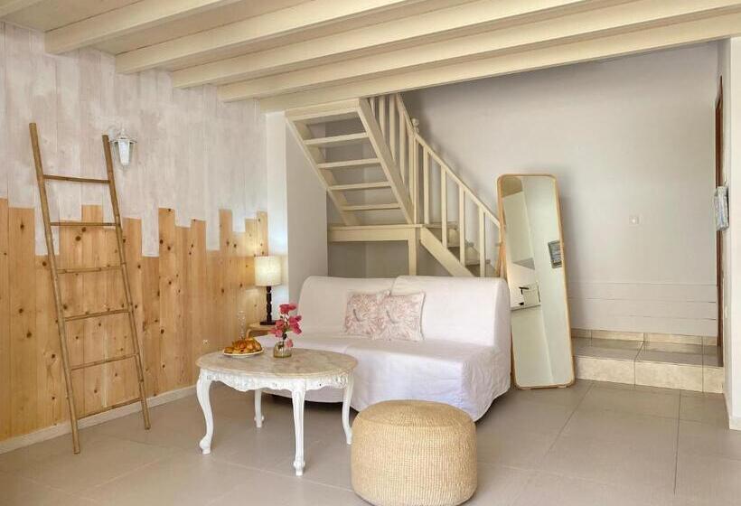 Patmos Sunshine Houses