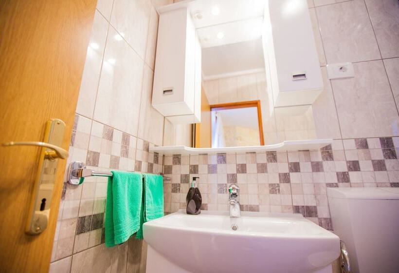 膳宿费 Golden Gate Dream Rooms