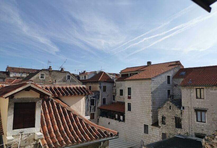 膳宿费 Golden Gate Dream Rooms