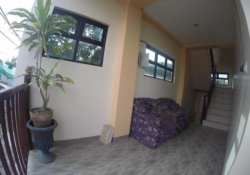 펜션 Jo Cris Apartelle