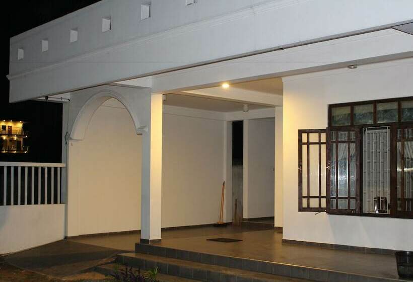 بنسيون Pratha Inn