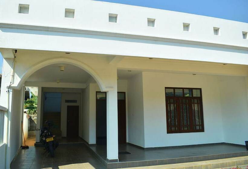 膳宿费 Pratha Inn