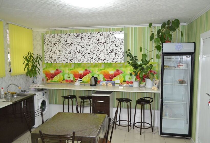 پانسیون Radon