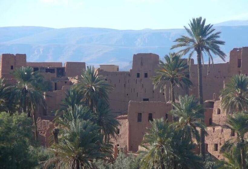 Пансион Restaurant Dar Al Madina