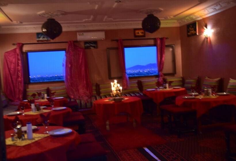 Пансион Restaurant Dar Al Madina