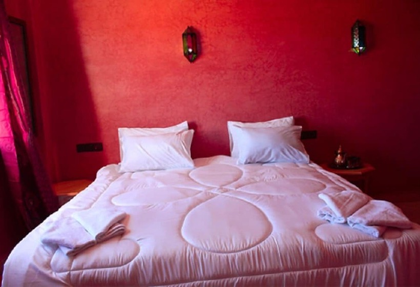 Пансион Restaurant Dar Al Madina