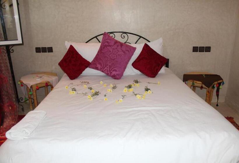 Пансион Restaurant Dar Al Madina