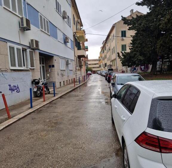 פנסיון Villa Kate