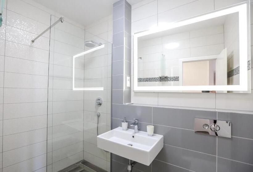 פנסיון Villa Kate