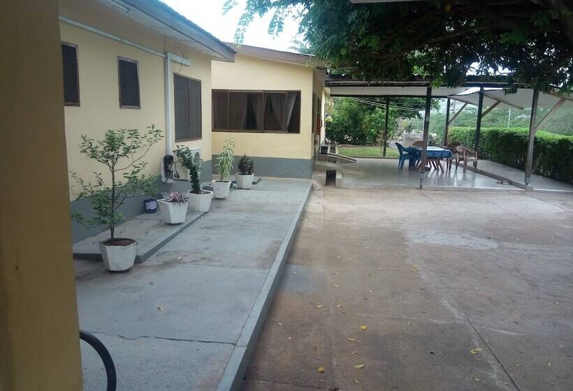 پانسیون Zito Guest Inn