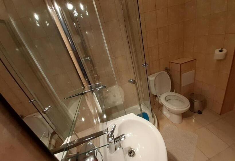 Pensjonat Zielone Wzgórze W Bolesławowie