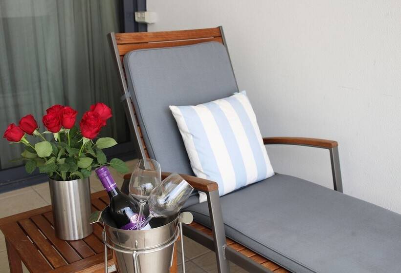 The Boathouse Resort Luxury Apartments