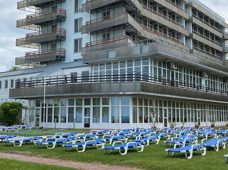 Világos Hotel Balatonvilágos