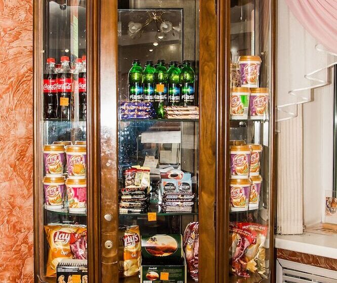 Yubileinaya Hotel   Hostel