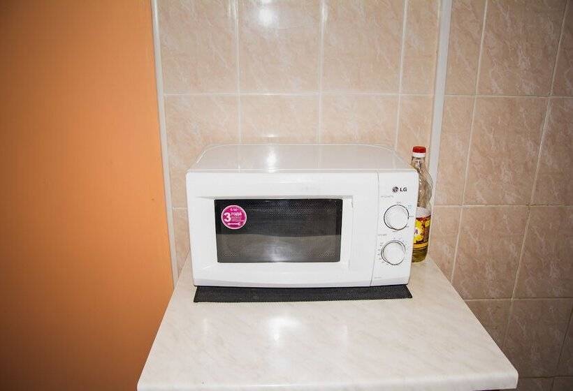 Yubileinaya Hotel   Hostel